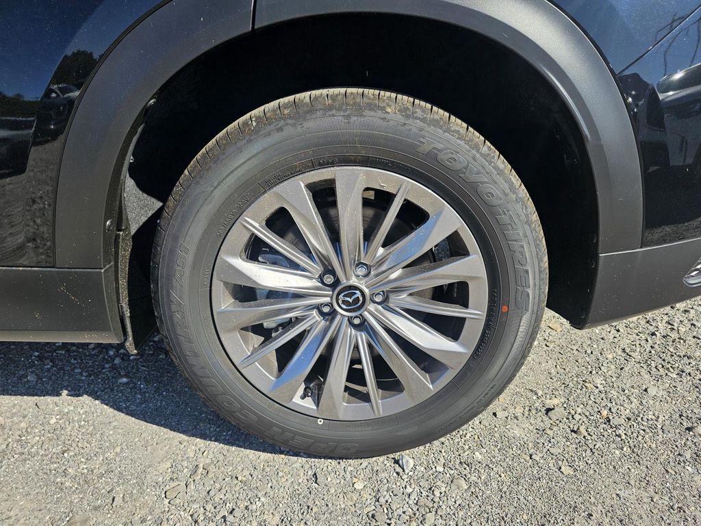 new 2025 Mazda CX-90 car, priced at $39,825