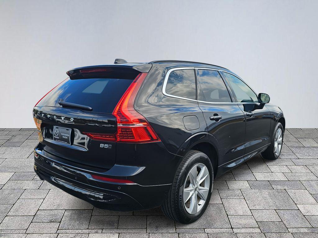 used 2022 Volvo XC60 car, priced at $22,324