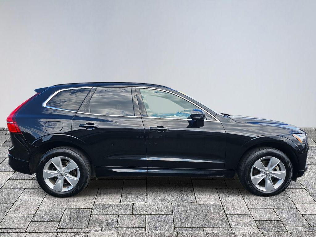 used 2022 Volvo XC60 car, priced at $22,324