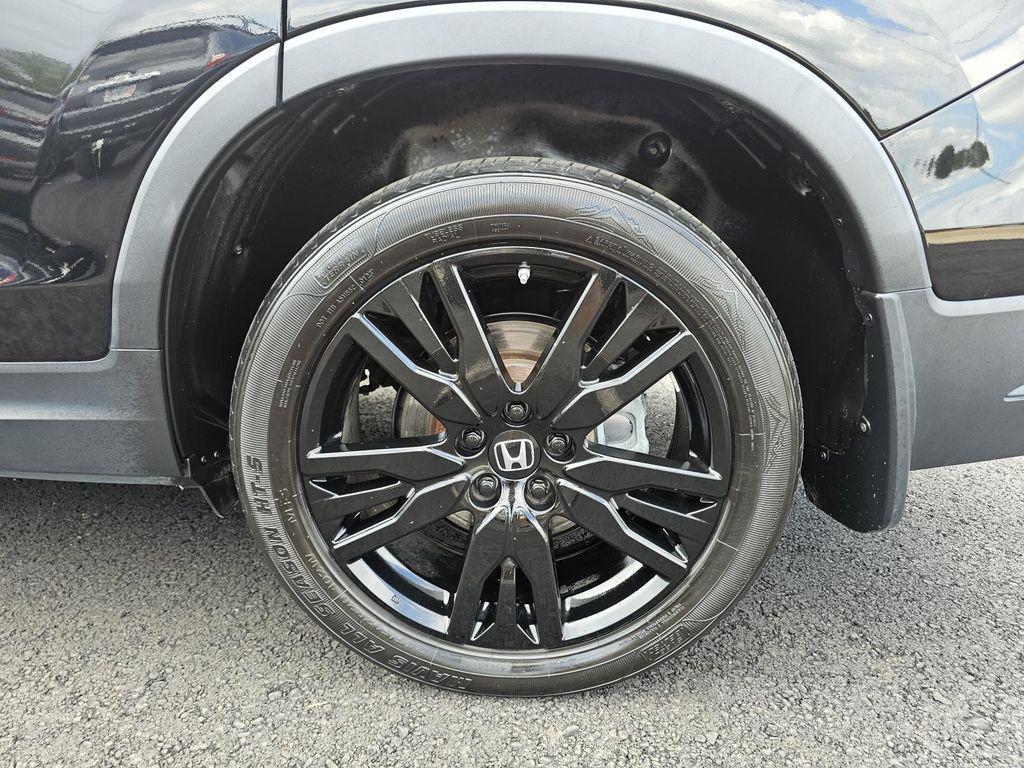 used 2022 Honda Pilot car, priced at $21,954