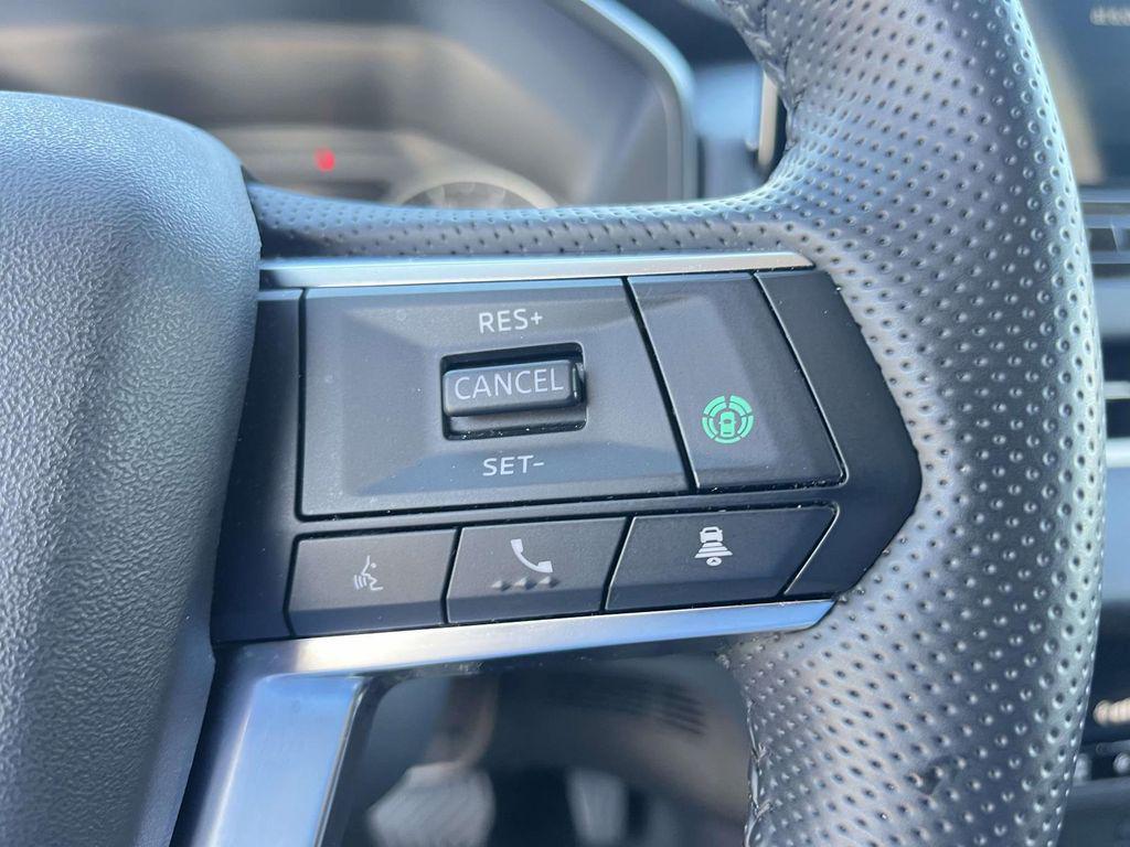 used 2025 Mitsubishi Outlander car, priced at $25,604