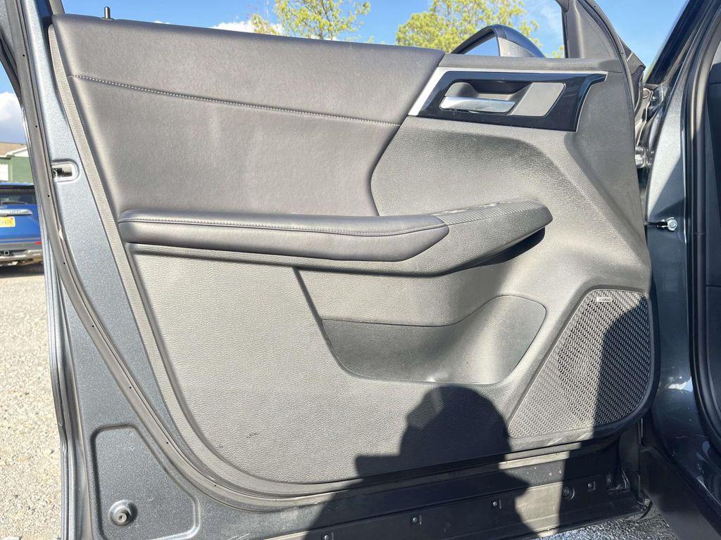 used 2025 Mitsubishi Outlander car, priced at $25,604