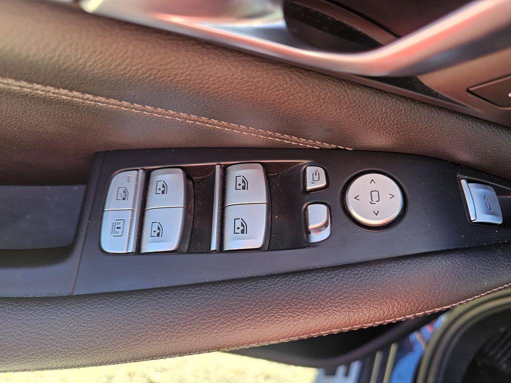 used 2019 BMW X7 car, priced at $27,538