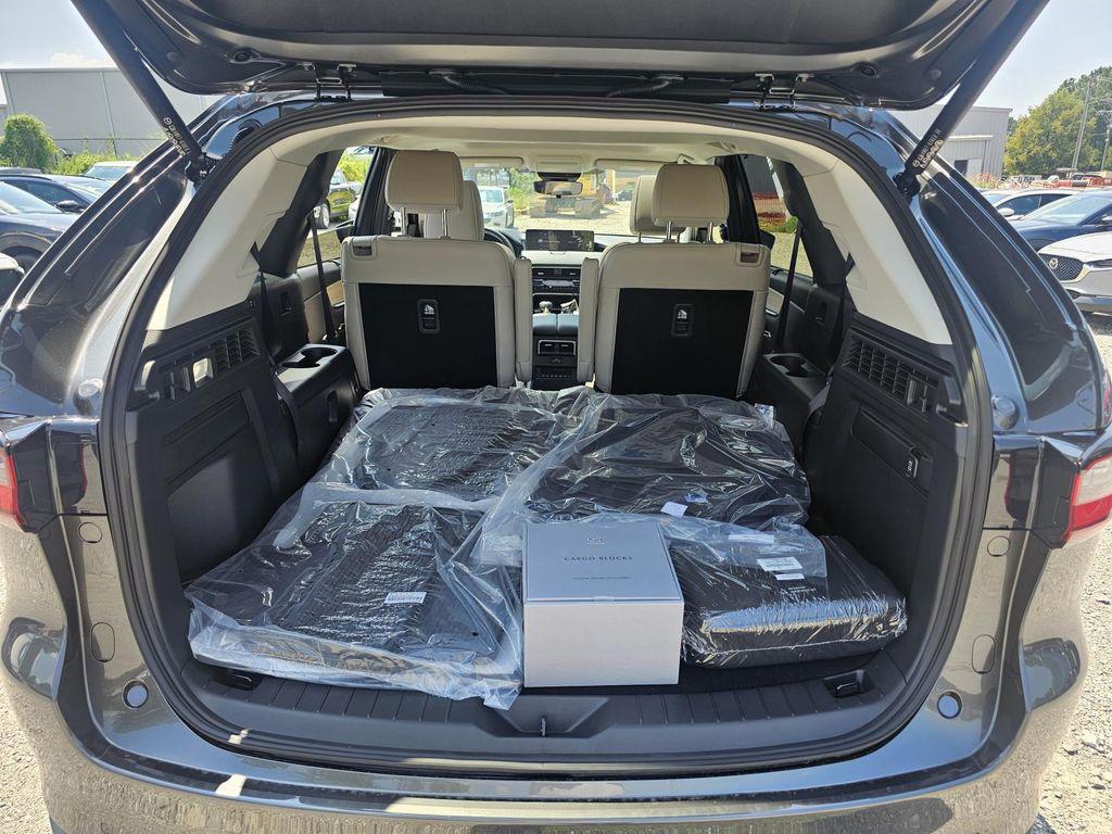 new 2025 Mazda CX-90 car, priced at $43,920