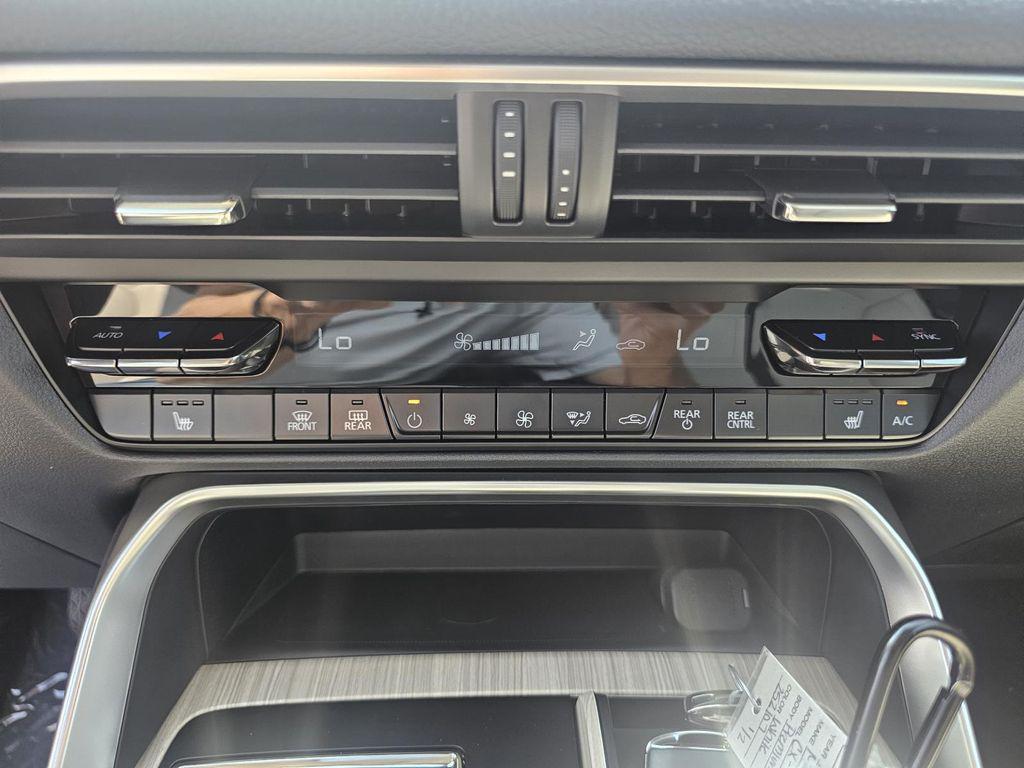 new 2025 Mazda CX-90 car, priced at $43,920