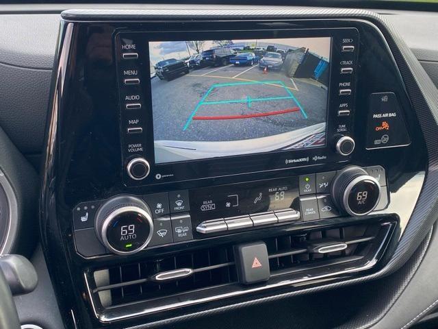 used 2021 Toyota Highlander car, priced at $36,000