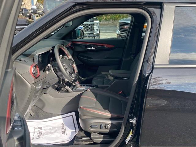 used 2025 Chevrolet TrailBlazer car, priced at $26,995