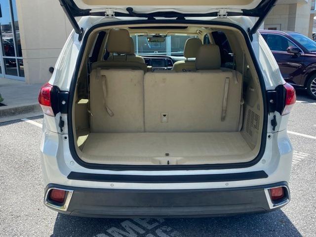 used 2017 Toyota Highlander car, priced at $25,212