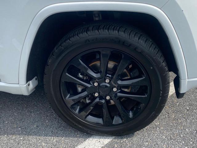 used 2020 Jeep Grand Cherokee car, priced at $19,995