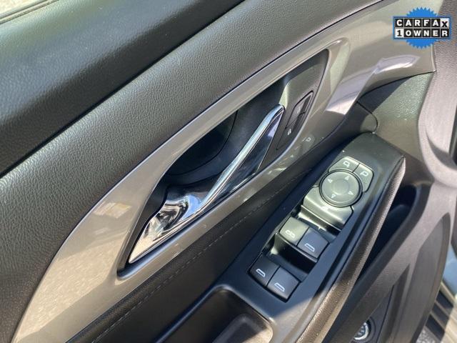 used 2023 Chevrolet Traverse car, priced at $27,995