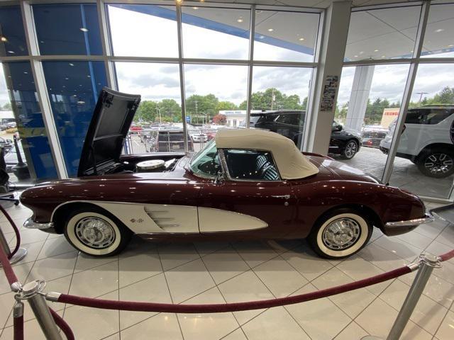 used 1960 Chevrolet Corvette car, priced at $112,100