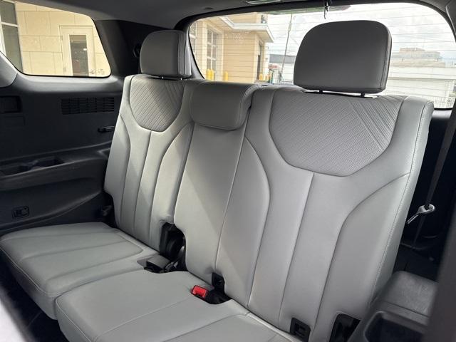 used 2024 Hyundai Palisade car, priced at $32,862