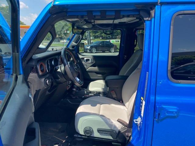 used 2023 Jeep Gladiator car, priced at $40,197