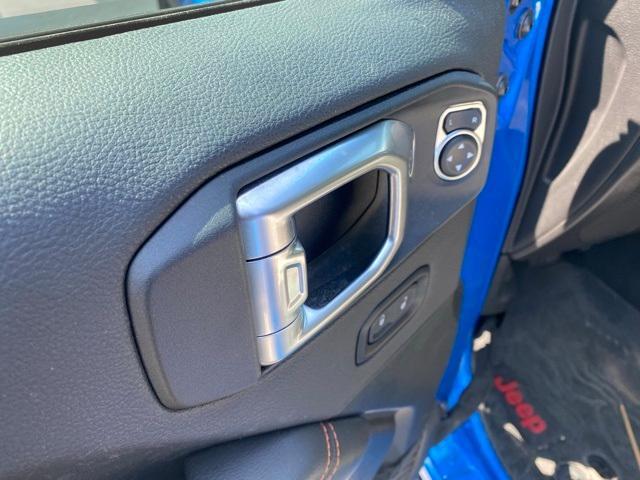 used 2023 Jeep Gladiator car, priced at $40,197