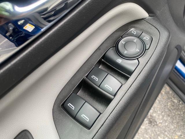used 2022 Chevrolet Equinox car, priced at $19,870