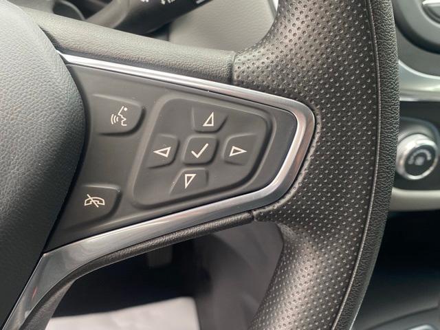 used 2022 Chevrolet Equinox car, priced at $19,870