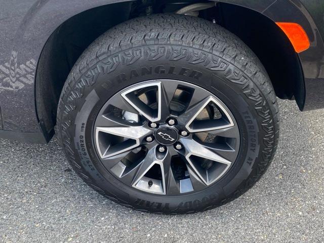 used 2024 Chevrolet Tahoe car, priced at $65,090