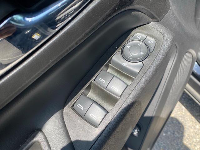 used 2022 Chevrolet Equinox car, priced at $21,952