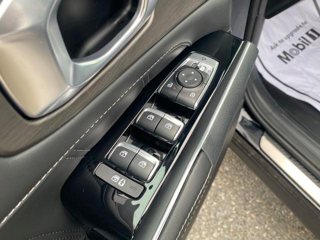 used 2024 Kia Sorento car, priced at $34,250