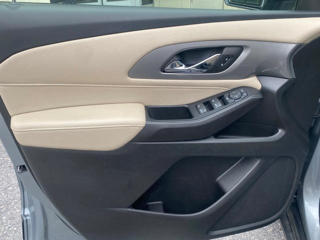 used 2023 Chevrolet Traverse car, priced at $26,906