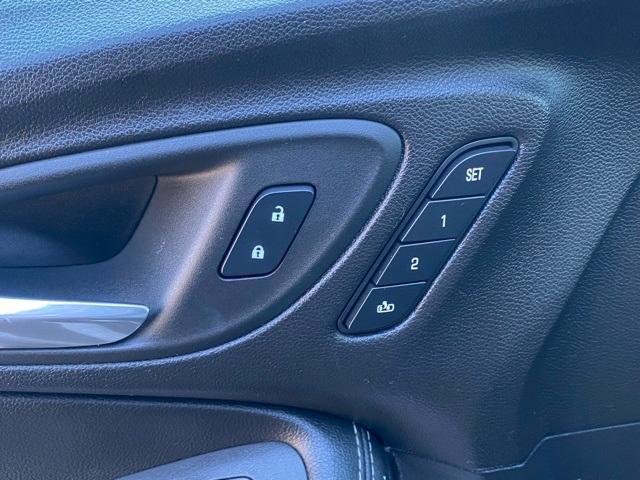 used 2022 Buick Encore GX car, priced at $19,900