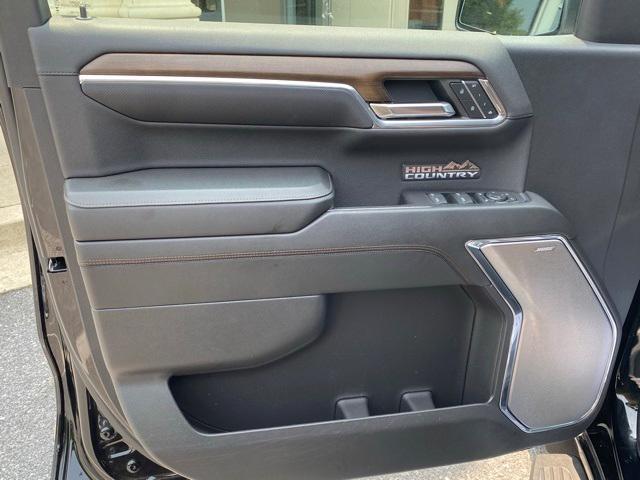 used 2024 Chevrolet Silverado 1500 car, priced at $59,800