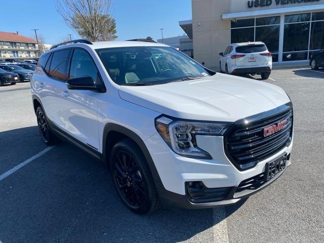 used 2024 GMC Terrain car, priced at $25,914