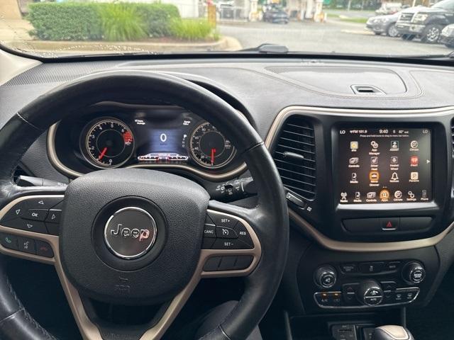 used 2017 Jeep Cherokee car, priced at $11,669