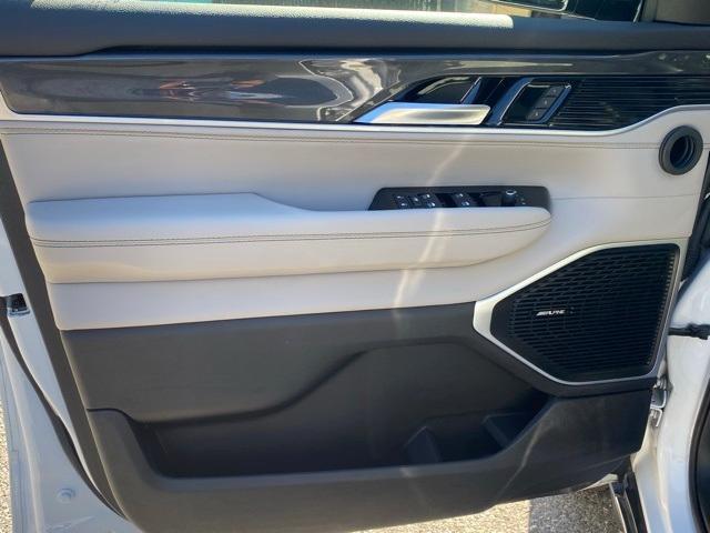 used 2022 Jeep Wagoneer car, priced at $41,995