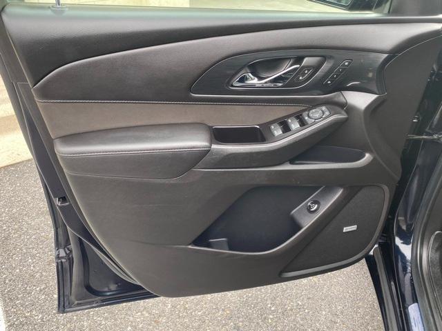 used 2020 Chevrolet Traverse car, priced at $22,995
