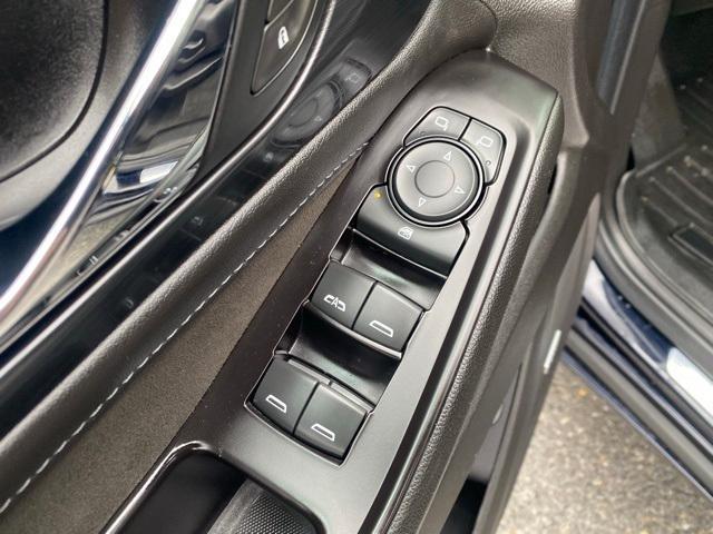 used 2020 Chevrolet Traverse car, priced at $22,995