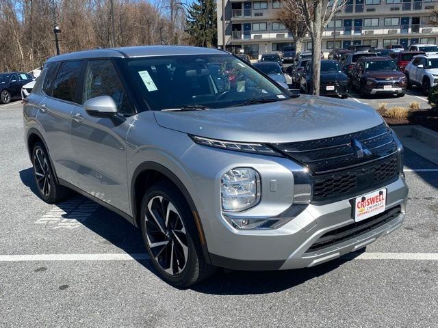 used 2023 Mitsubishi Outlander car, priced at $24,630