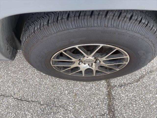 used 2005 Jeep Liberty car, priced at $3,999