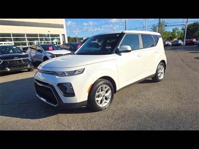 used 2022 Kia Soul car, priced at $17,900