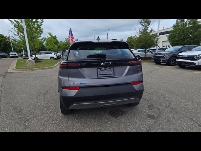 used 2022 Chevrolet Bolt EUV car, priced at $19,900