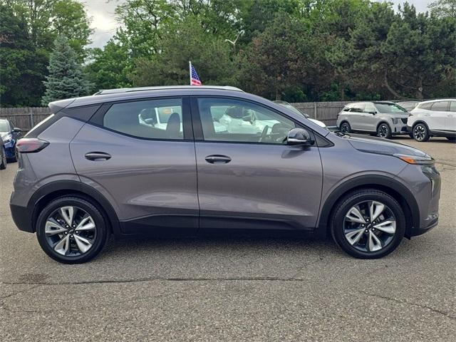 used 2022 Chevrolet Bolt EUV car, priced at $19,900