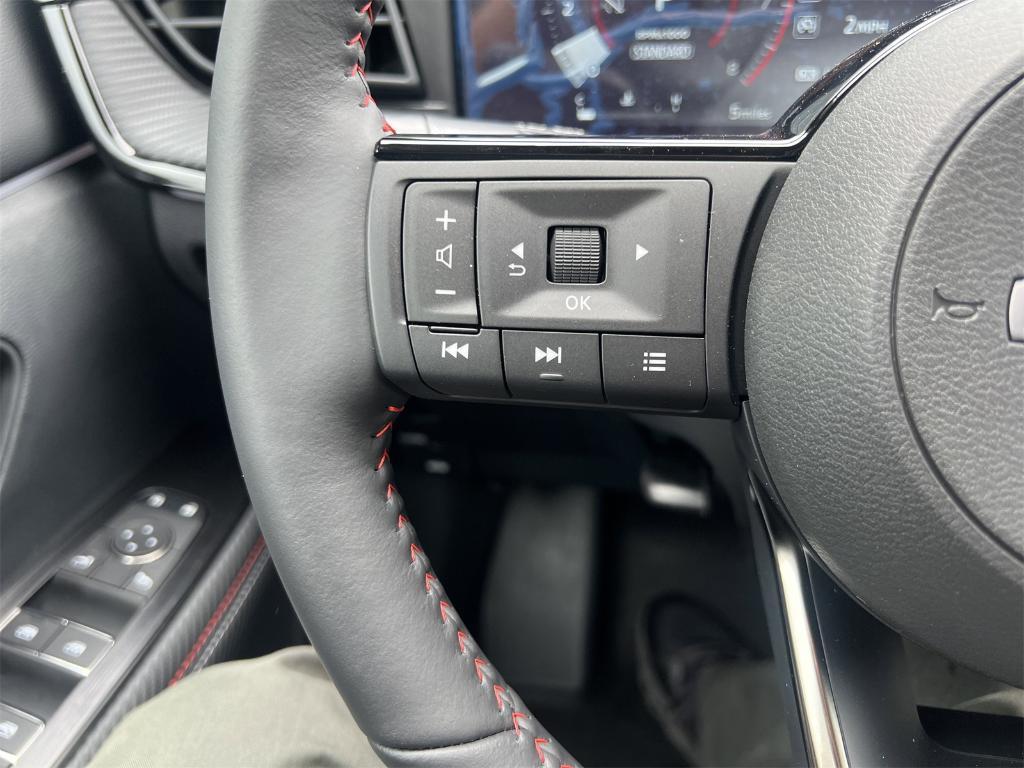 new 2025 Nissan Kicks car, priced at $27,749