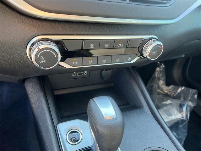 new 2025 Nissan Altima car, priced at $24,115