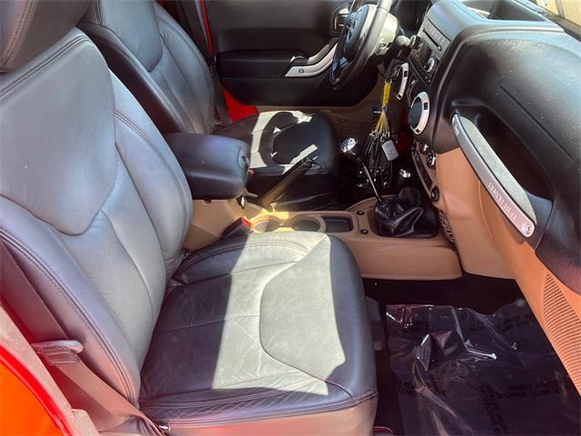 used 2015 Jeep Wrangler Unlimited car, priced at $19,497