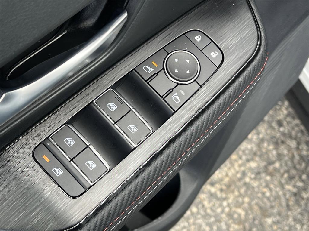 new 2025 Nissan Kicks car, priced at $25,998