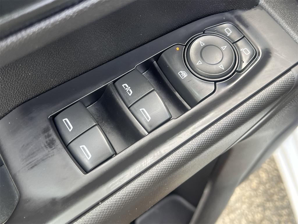 used 2021 GMC Sierra 1500 car, priced at $31,585