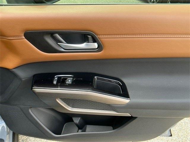 new 2025 Nissan Pathfinder car, priced at $48,888