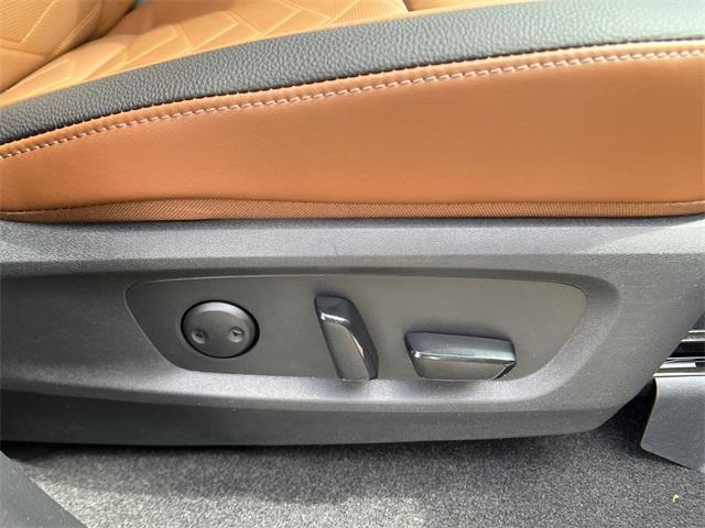 new 2025 Nissan Pathfinder car, priced at $44,866