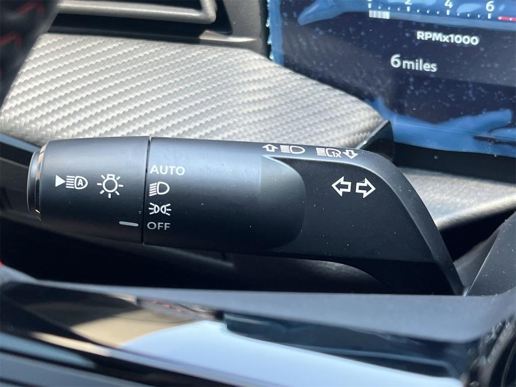 new 2025 Nissan Kicks car, priced at $26,030