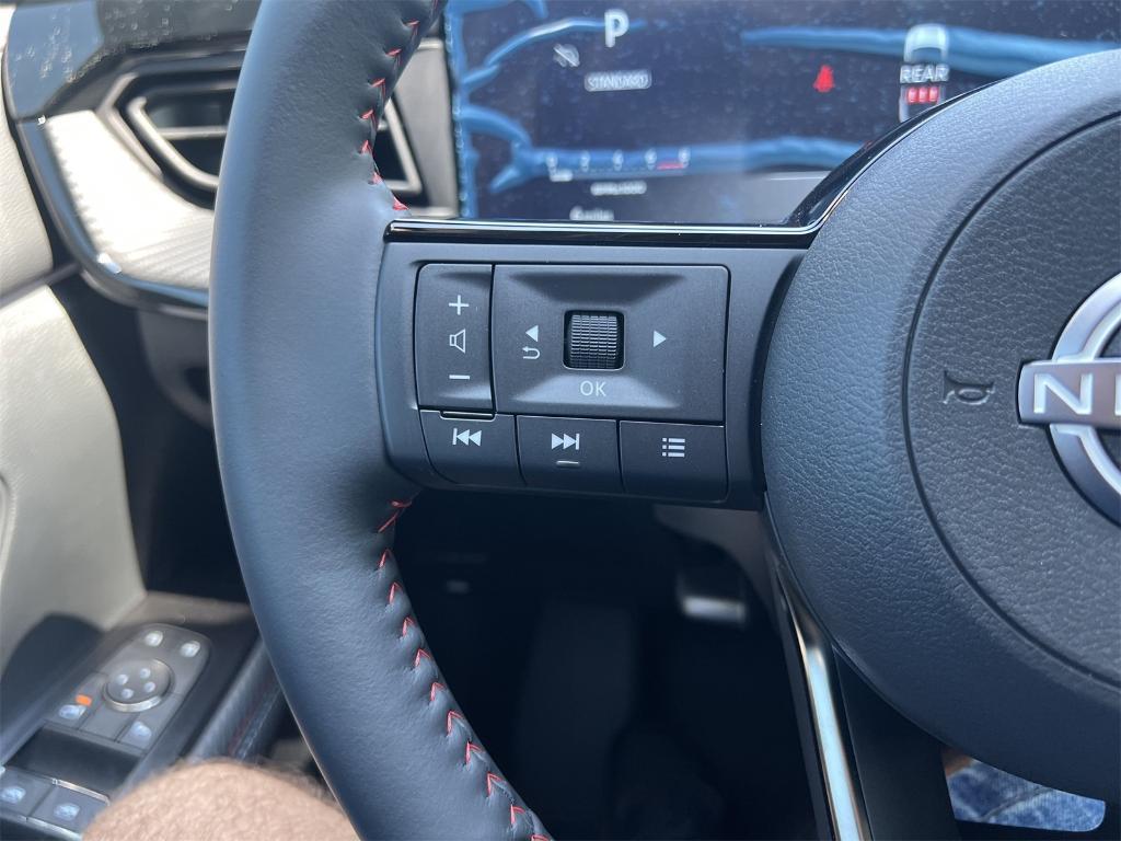 new 2025 Nissan Kicks car, priced at $26,030