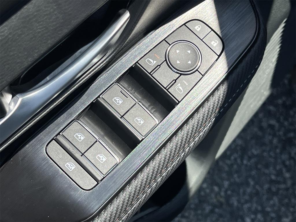 new 2025 Nissan Kicks car, priced at $26,030