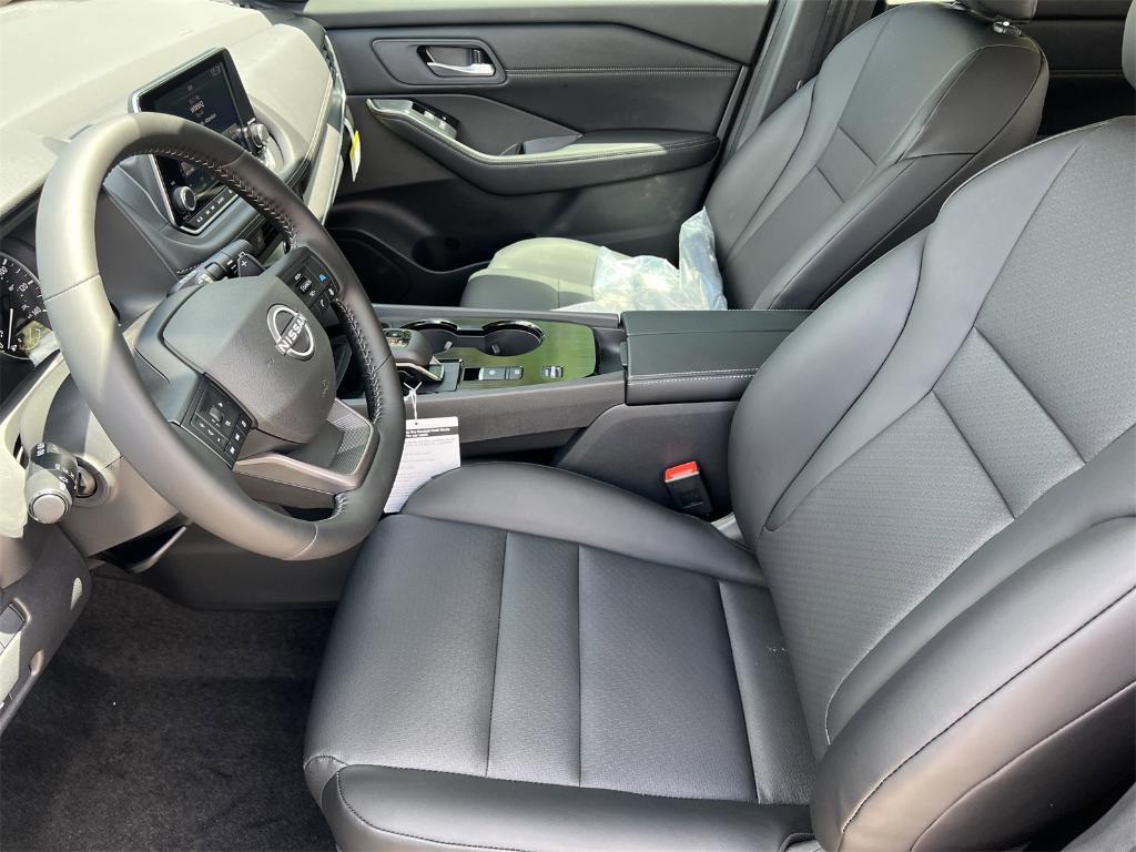 new 2025 Nissan Rogue car