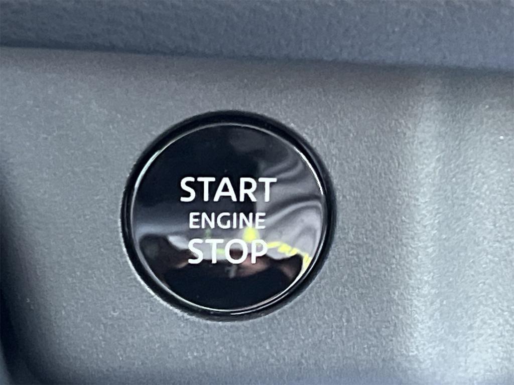 new 2025 Nissan Rogue car