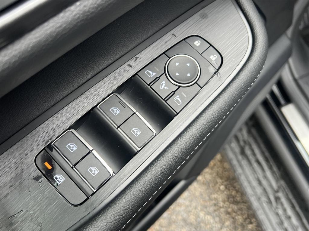 new 2025 Nissan Armada car, priced at $73,507