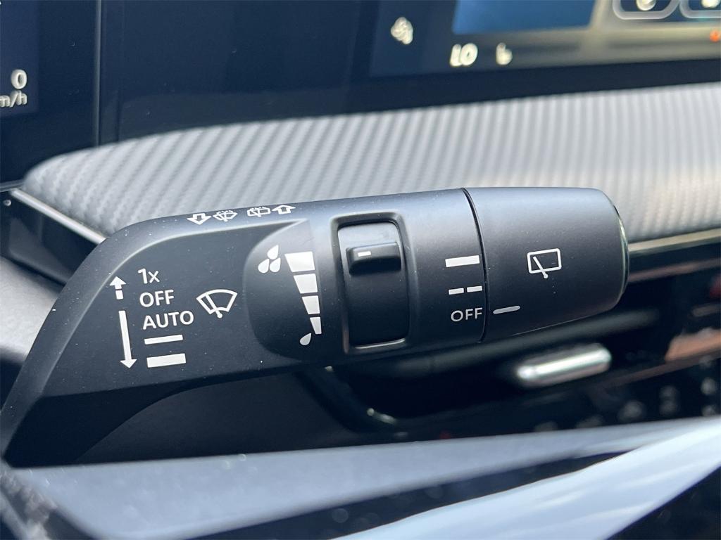 new 2025 Nissan Kicks car